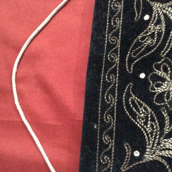 Vintage Black Embroidered Clutch - Picture 2 of 6